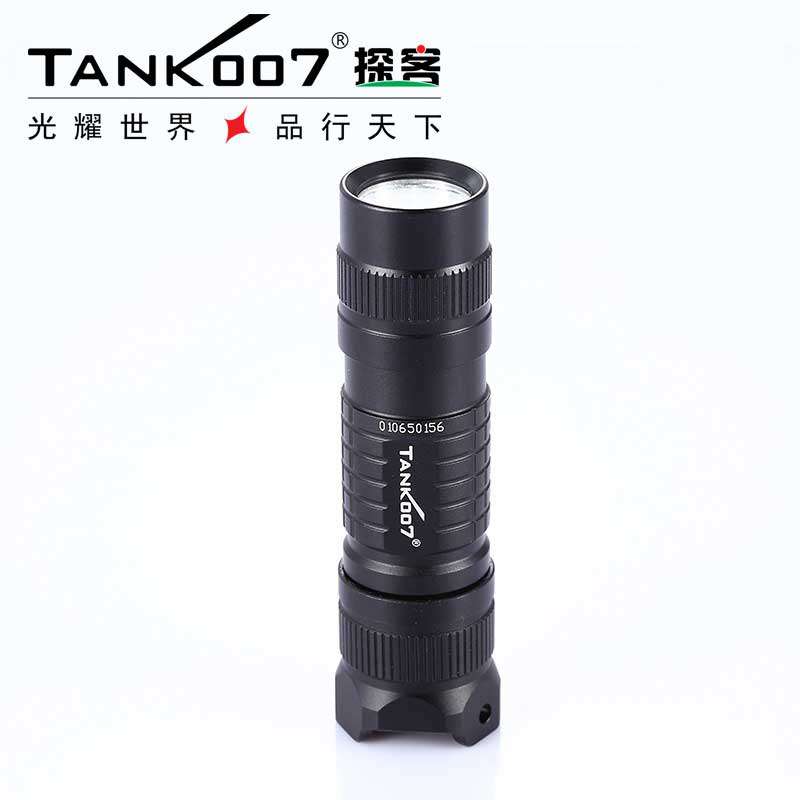 1577510021577490.jpg 手電筒廠家