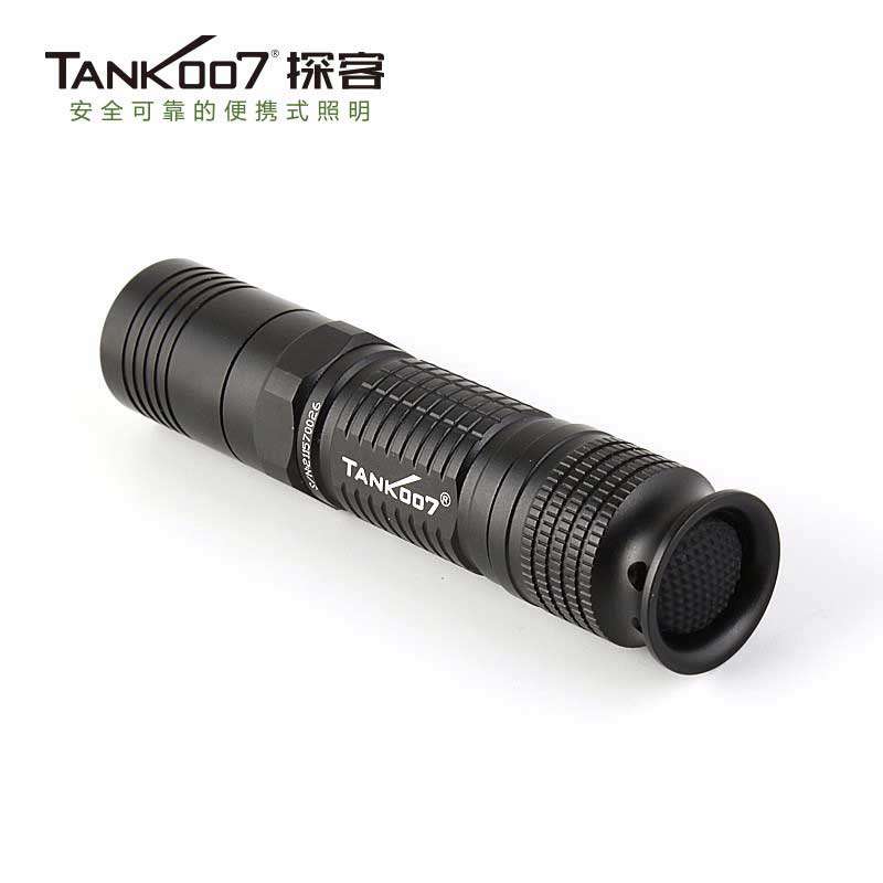 1577510147222075.jpg 手電筒廠家