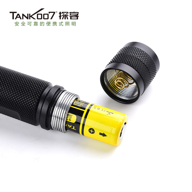 戶外充電強光手電筒_戶外手電筒 戶外充電強光手電筒_戶外手電筒